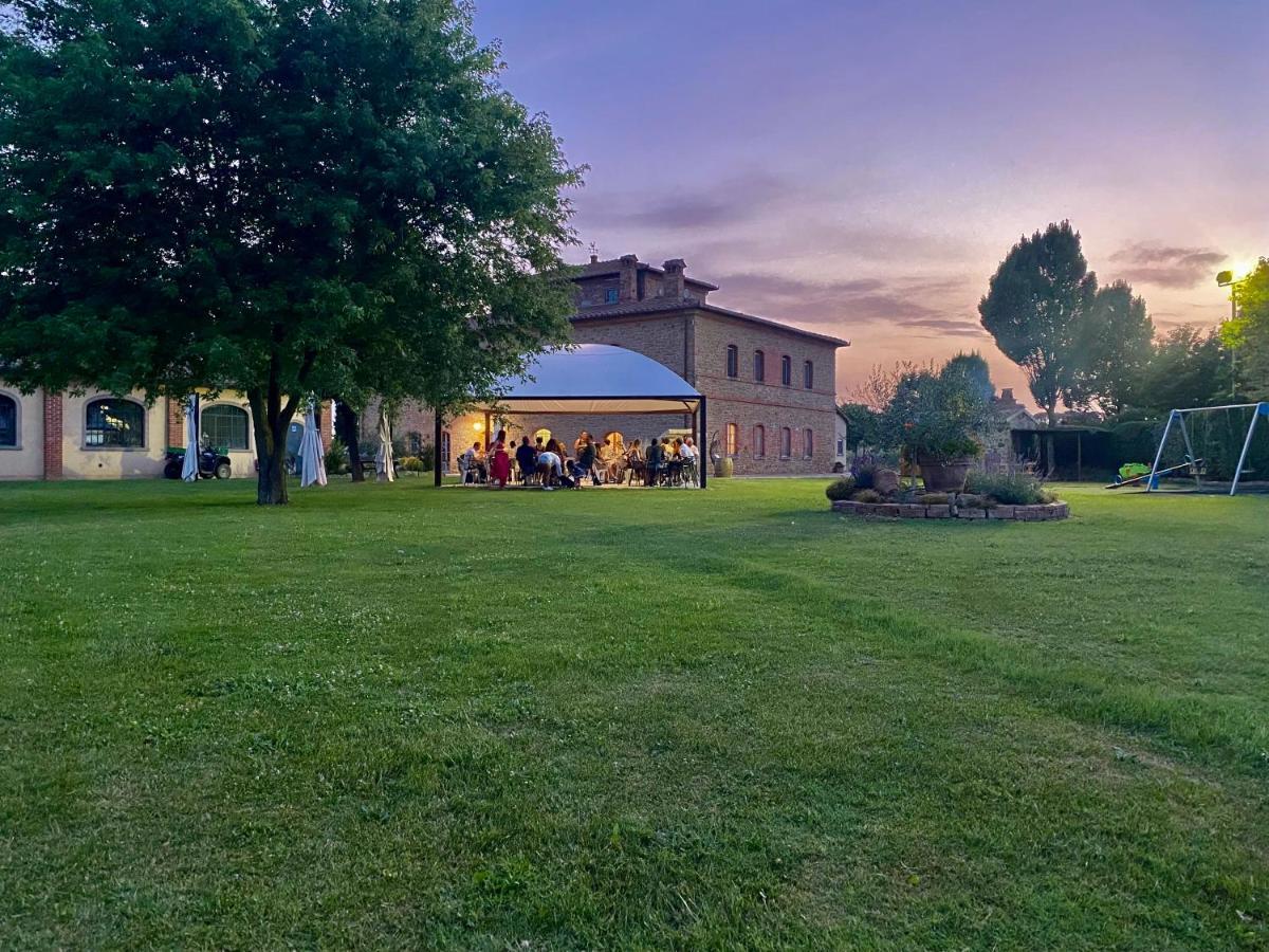 Agriturismo La Colmata Cesa  Exterior photo